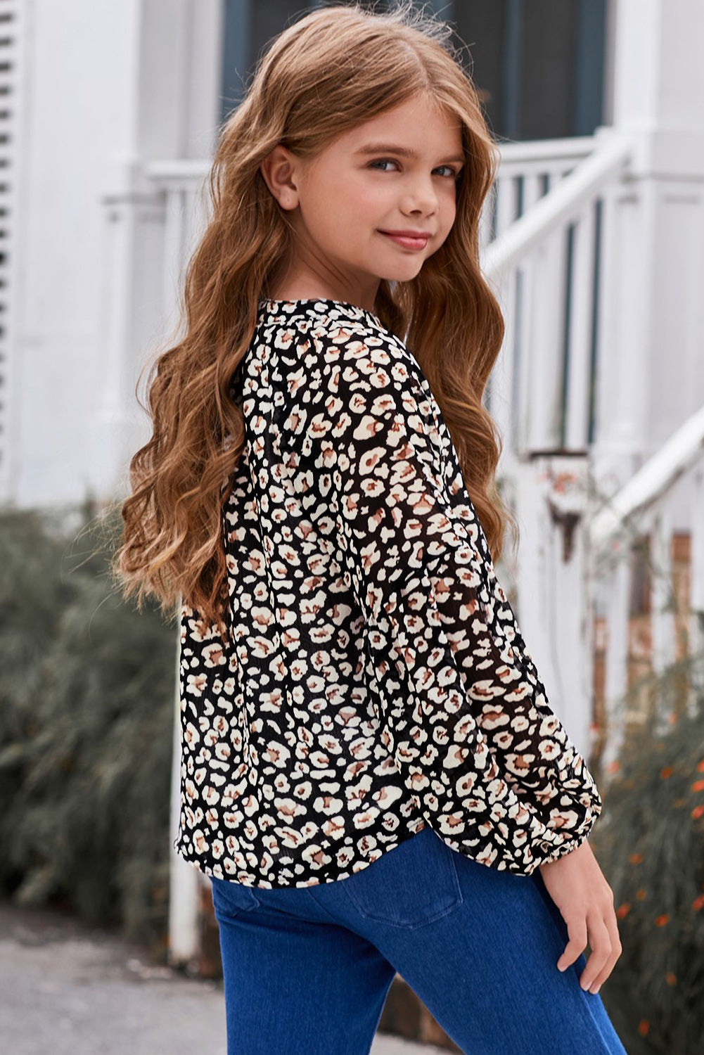 Girls Printed Notched Neck Puff Sleeve Blouse