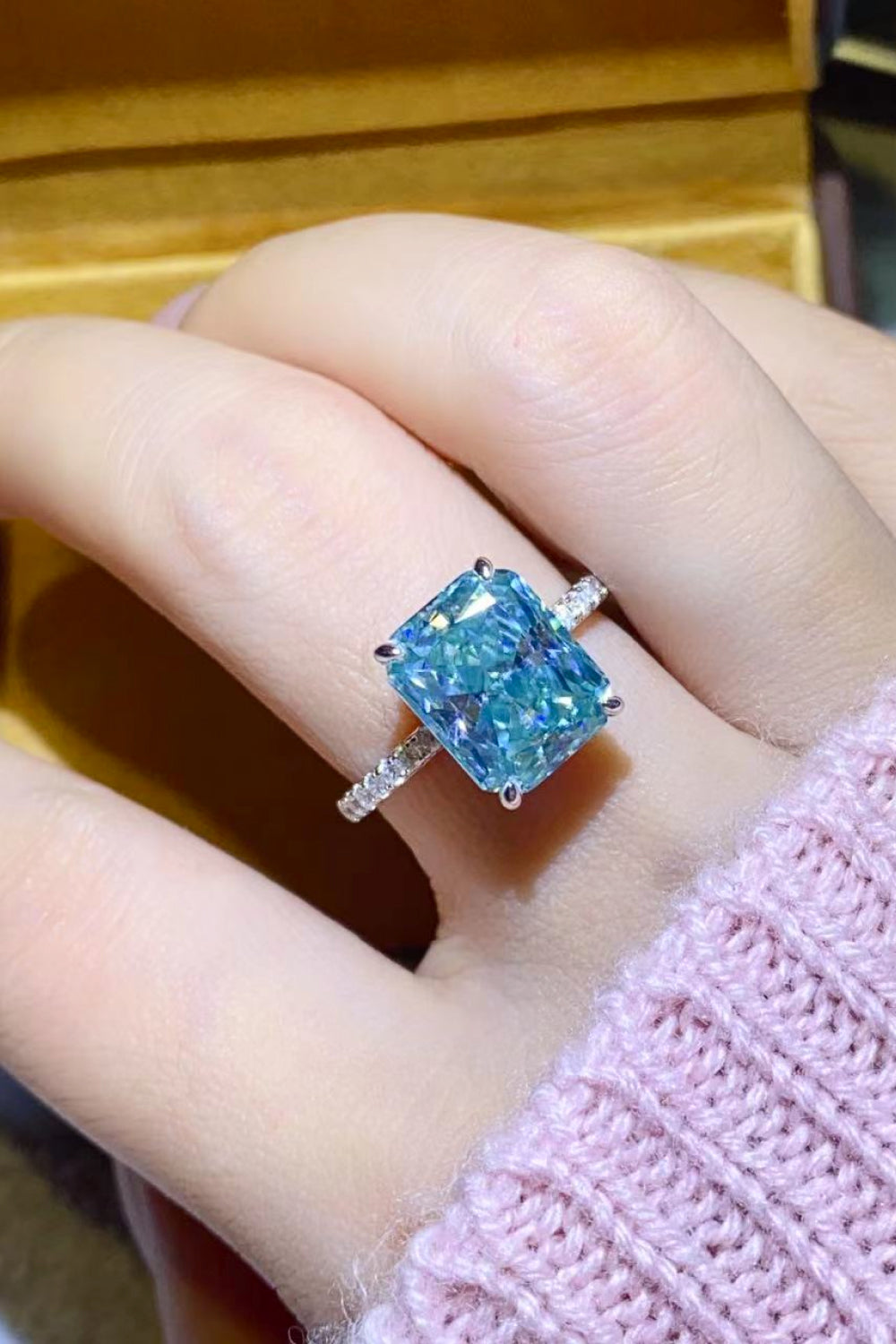 2 Carat Moissanite Ring